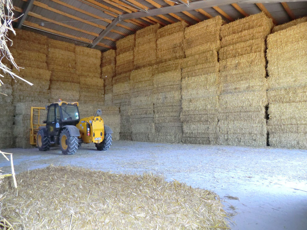 Heu & Stroh | PH Nutzfahrzeuge | Maschinenhandel & Lohnunternehmen